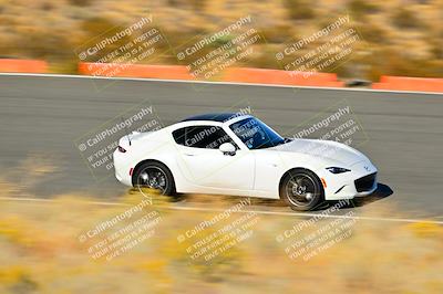 media/Nov-16-2024-Extreme Speed (Sat) [[6587d07cc4]]/Gold Group/Session 3 (The Bowl)/